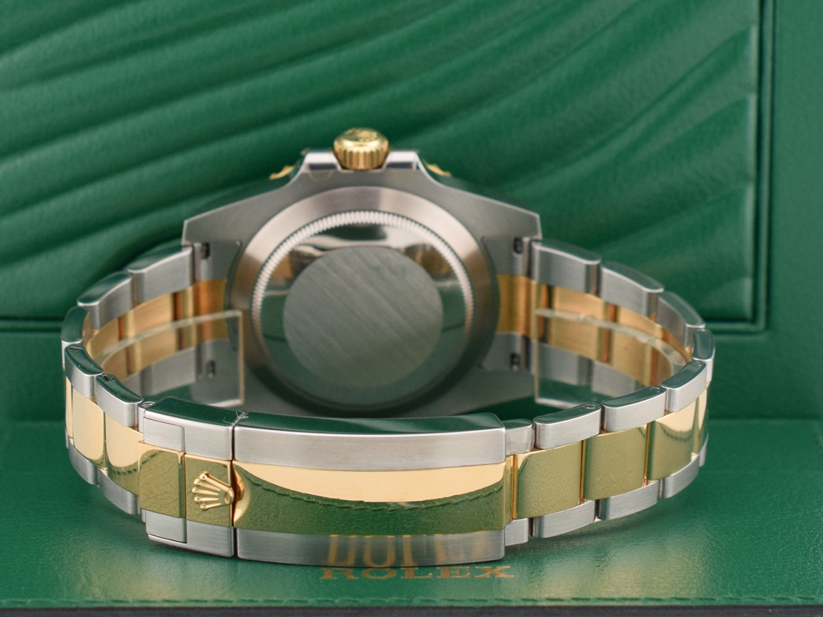 116613LB Like New 2015 - Full Set