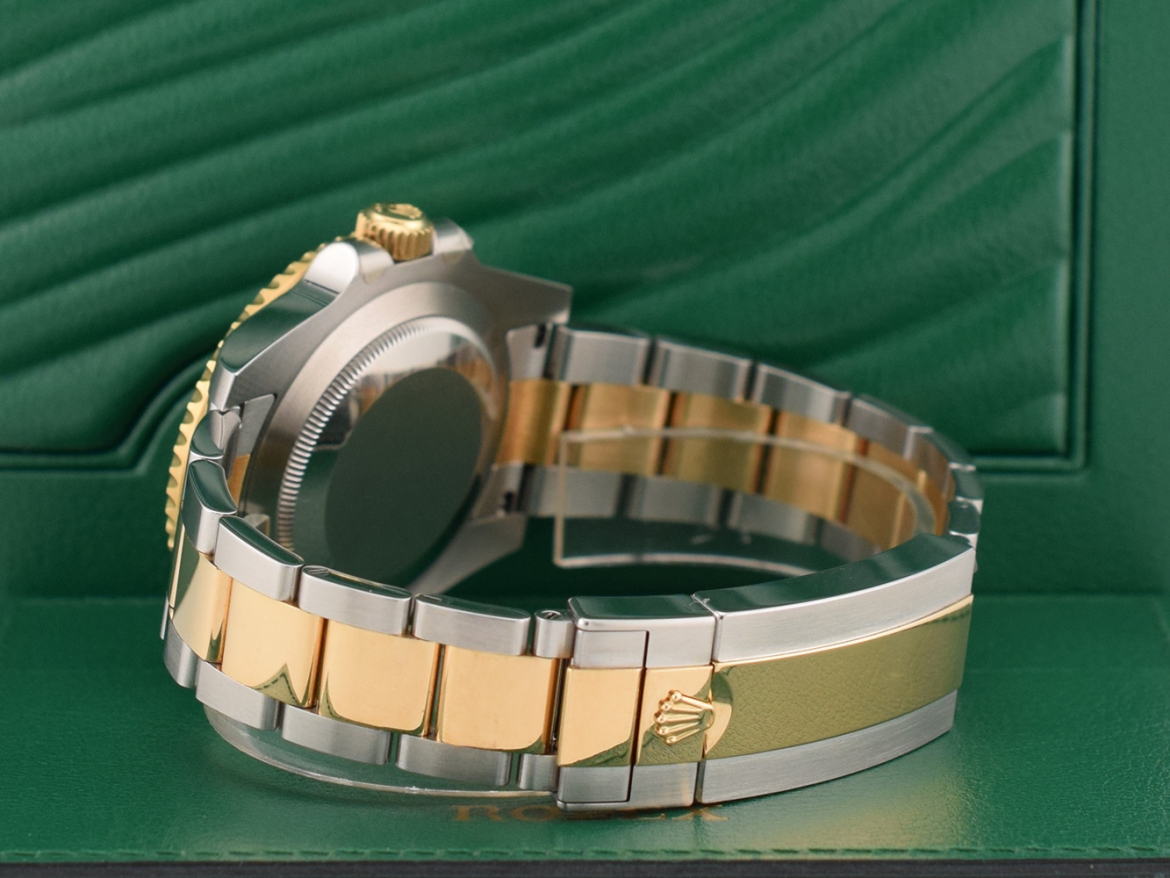 116613LB Like New 2015 - Full Set