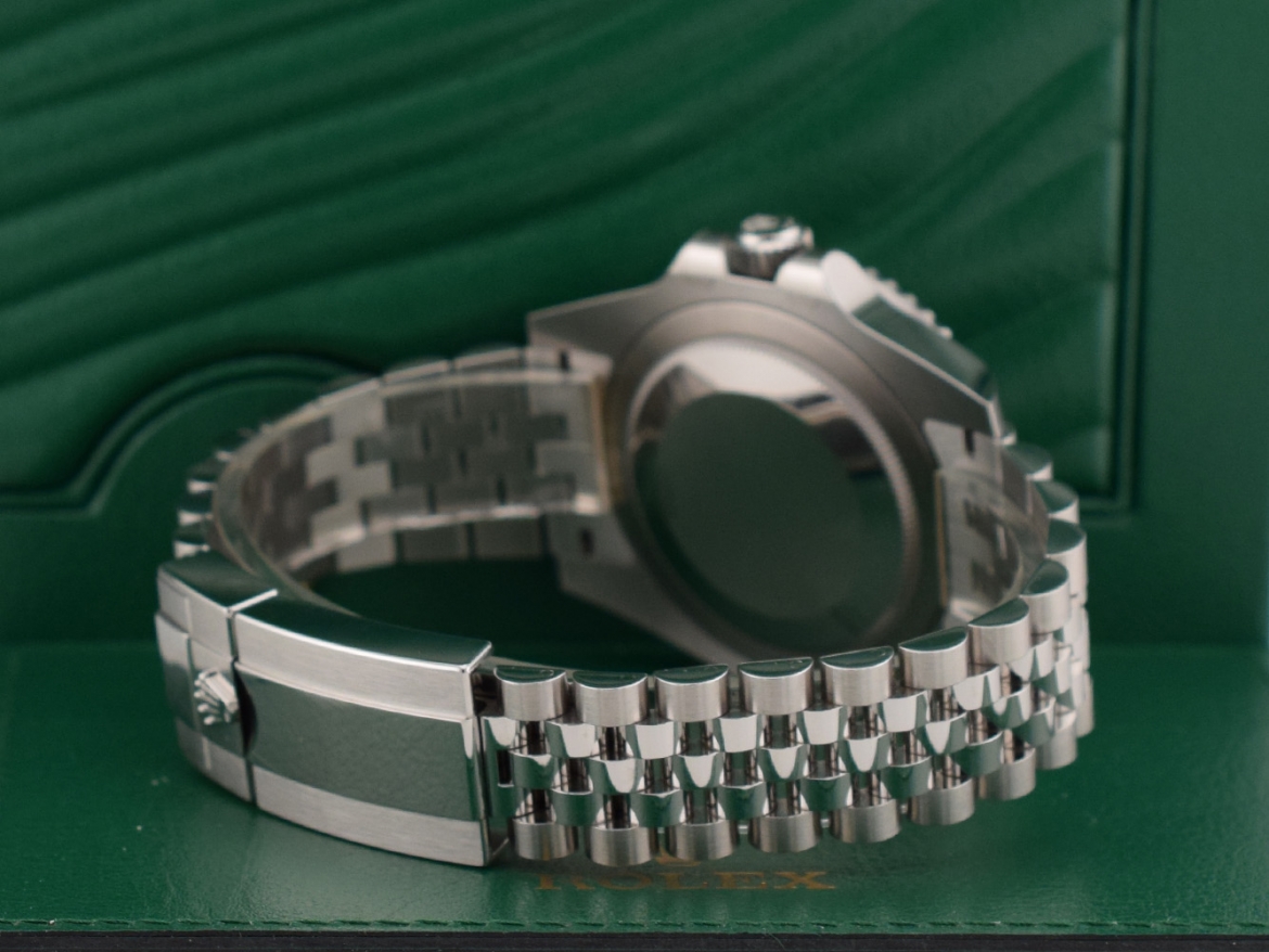 126710GRNR Bruce Wayne New 2025 FULL SET