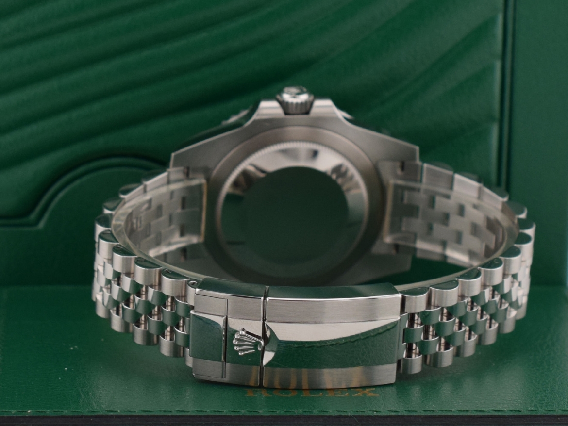 126710GRNR Bruce Wayne New 2025 FULL SET