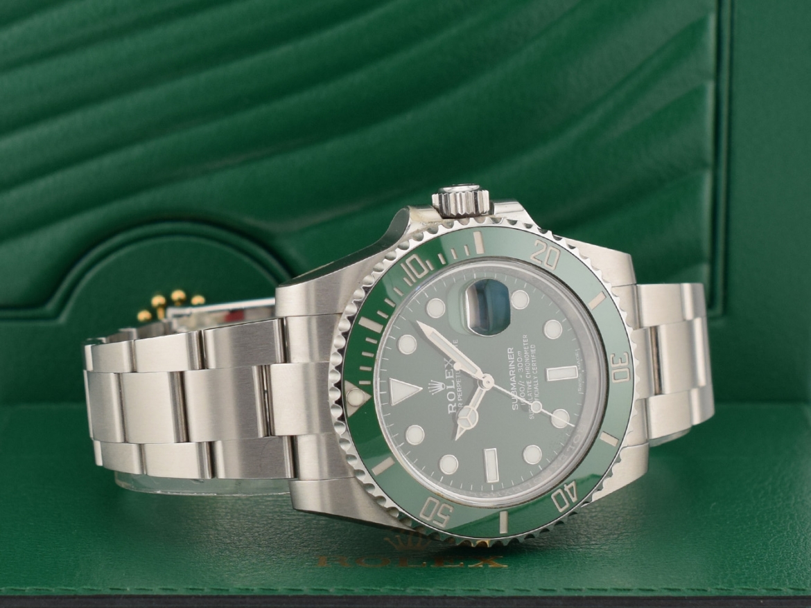 116610LV - "Hulk" New with Stickers