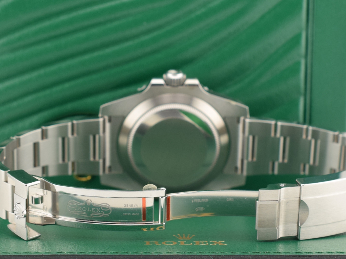 116610LV - "Hulk" New with Stickers