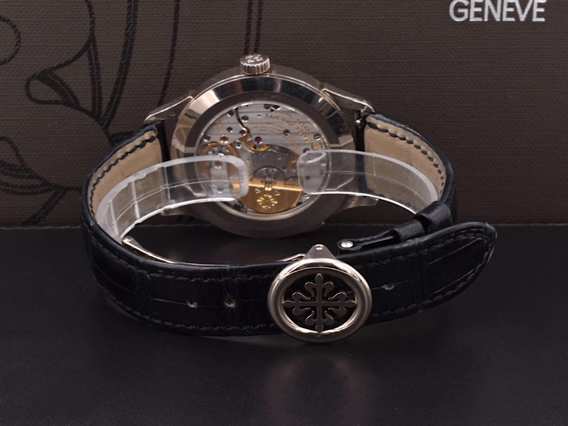 5230G-001 White Gold - Full Set 2019