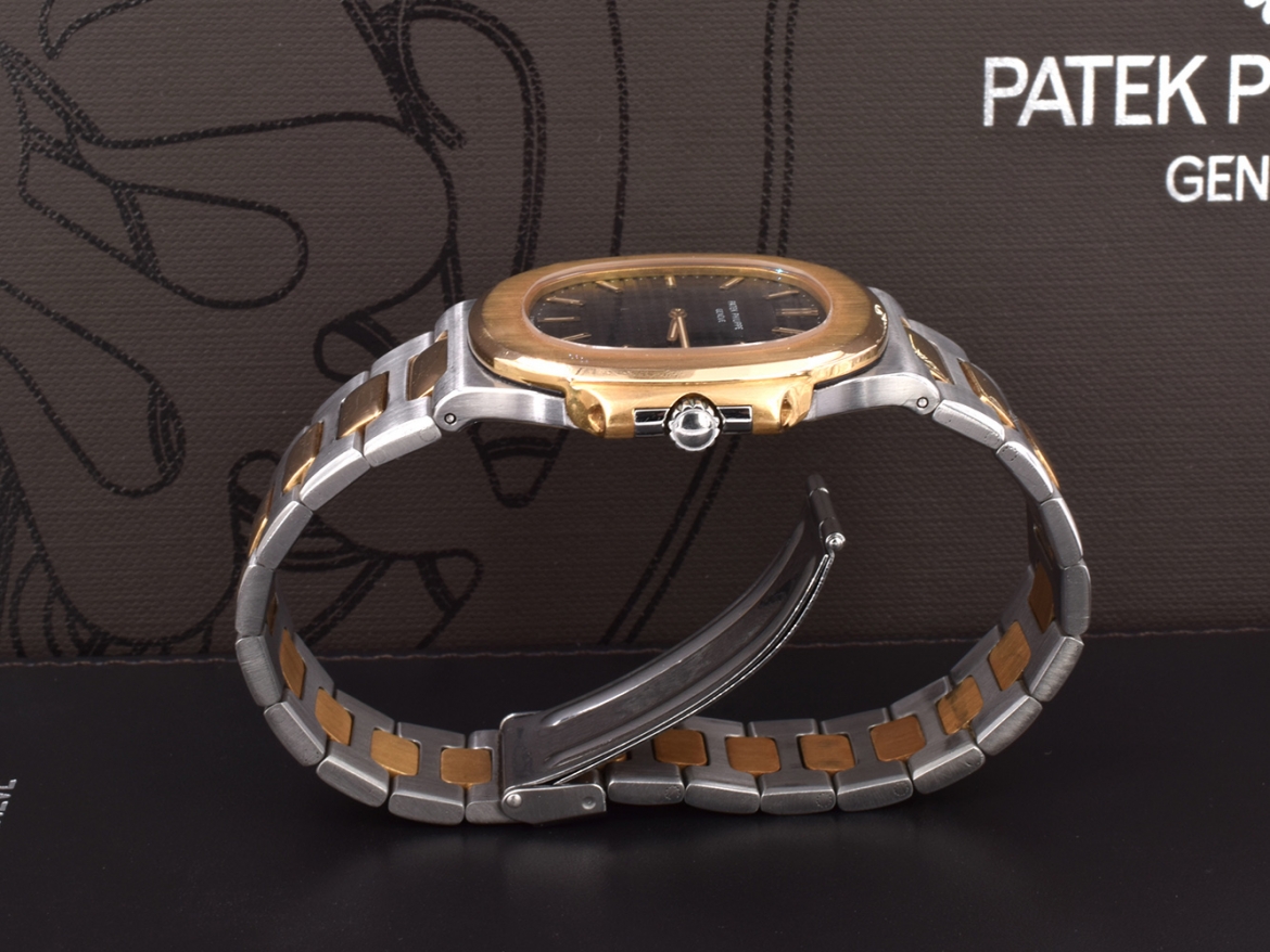 3700 Steel/Gold Blue Dial Original Box / Warranty 1982 very rare