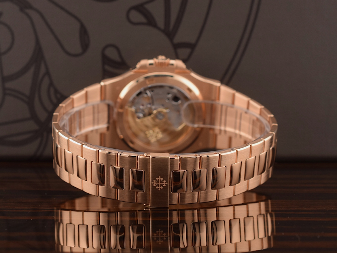 5711/1R-001 Like new 2015