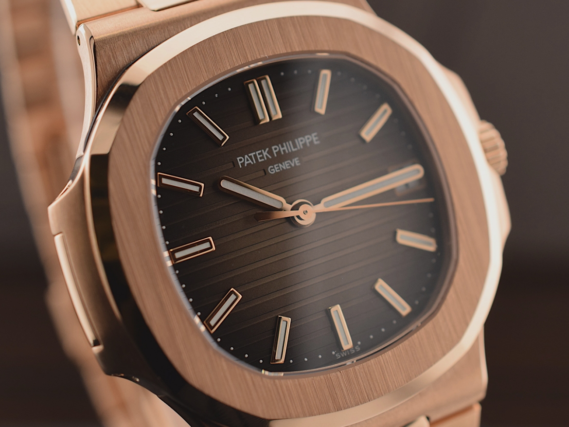 5711/1R-001 Like new 2015