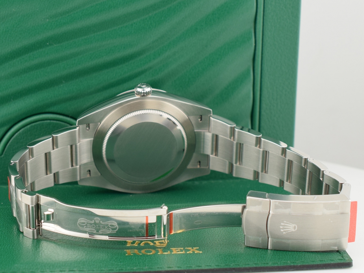 41mm ref. 124300 Green Dial New Stickers