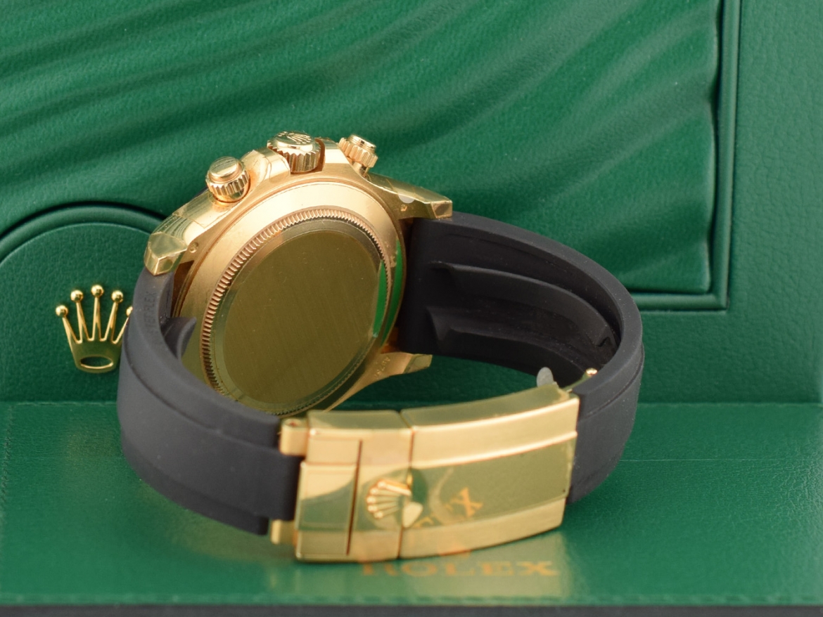 116518LN Pikachu - New Stickers 2022