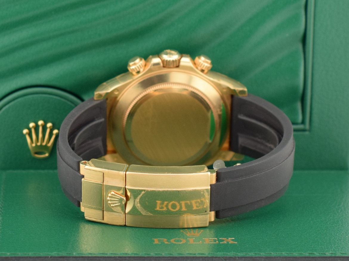 116518LN Pikachu - New Stickers 2022