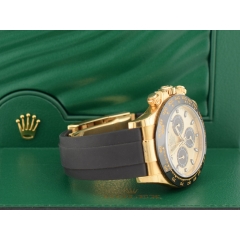 116518LN Pikachu - New Stickers 2022