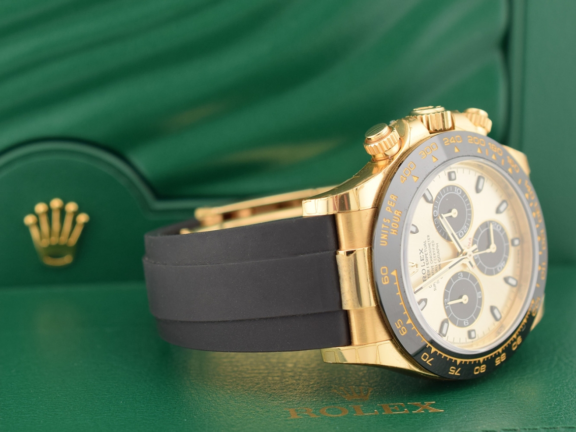 116518LN Pikachu - New Stickers 2022