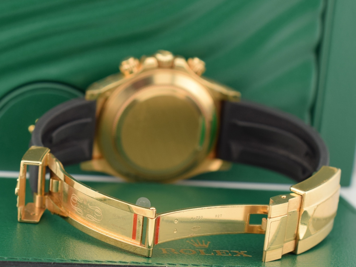 116518LN Pikachu - New Stickers 2022