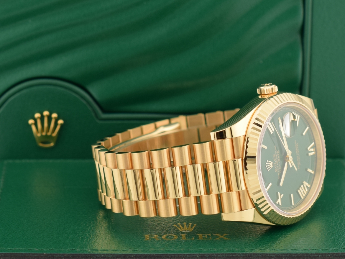 228238 Green Roman Dial - New 2025