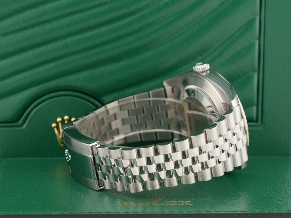 41mm 126334   Jubilee Like New Full Set