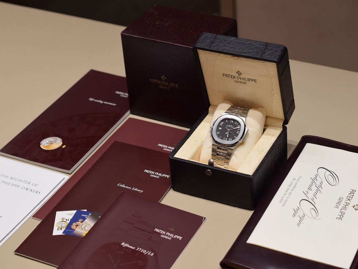 3710 LIKE NEW FULL SET