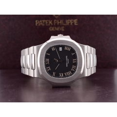 3710 LIKE NEW FULL SETT