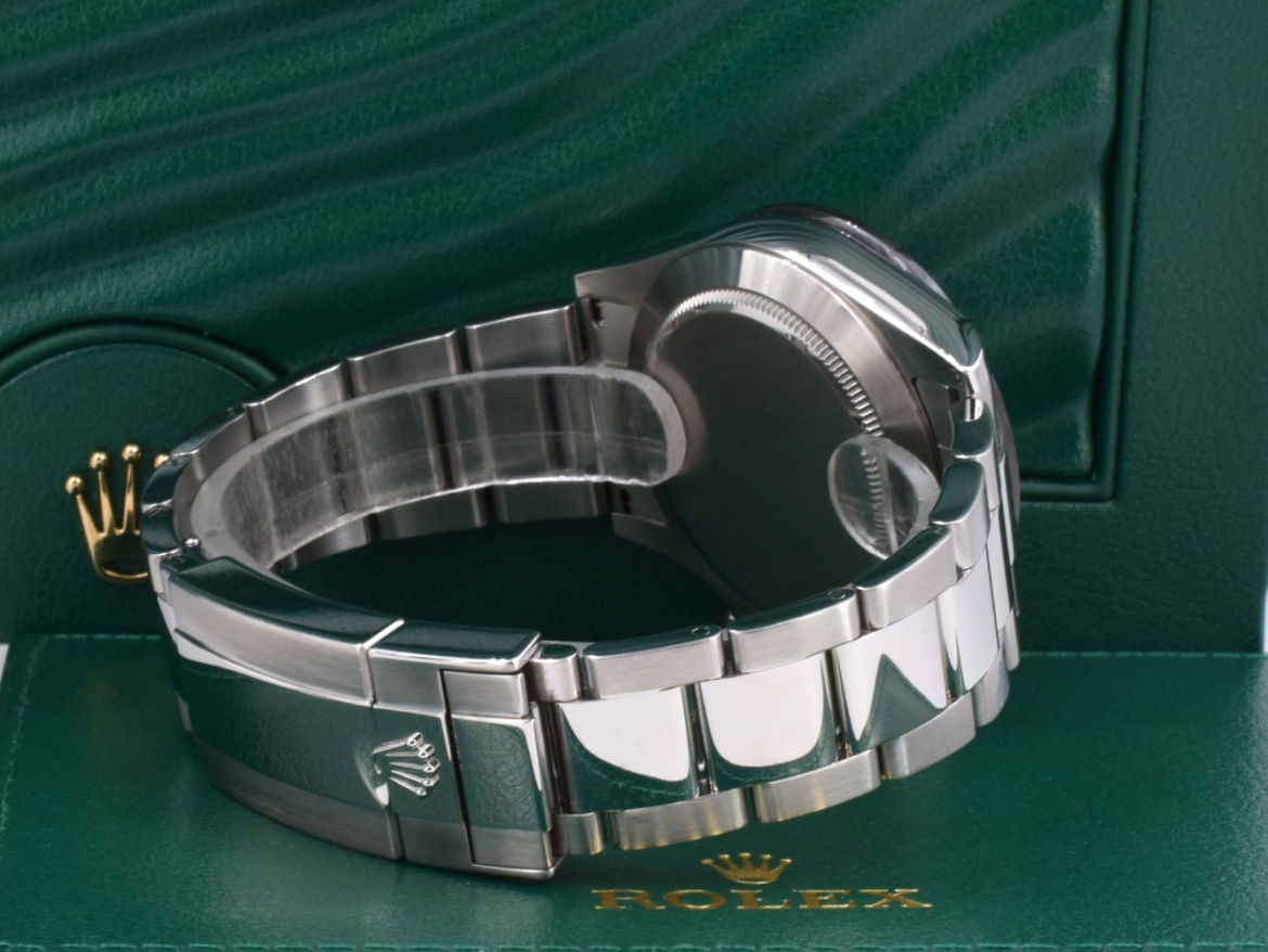 116500LN - Like New 2017