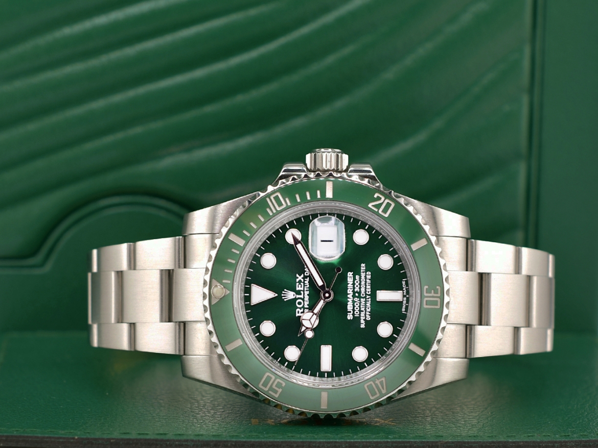 116610LV -  Like New Full Set 2019