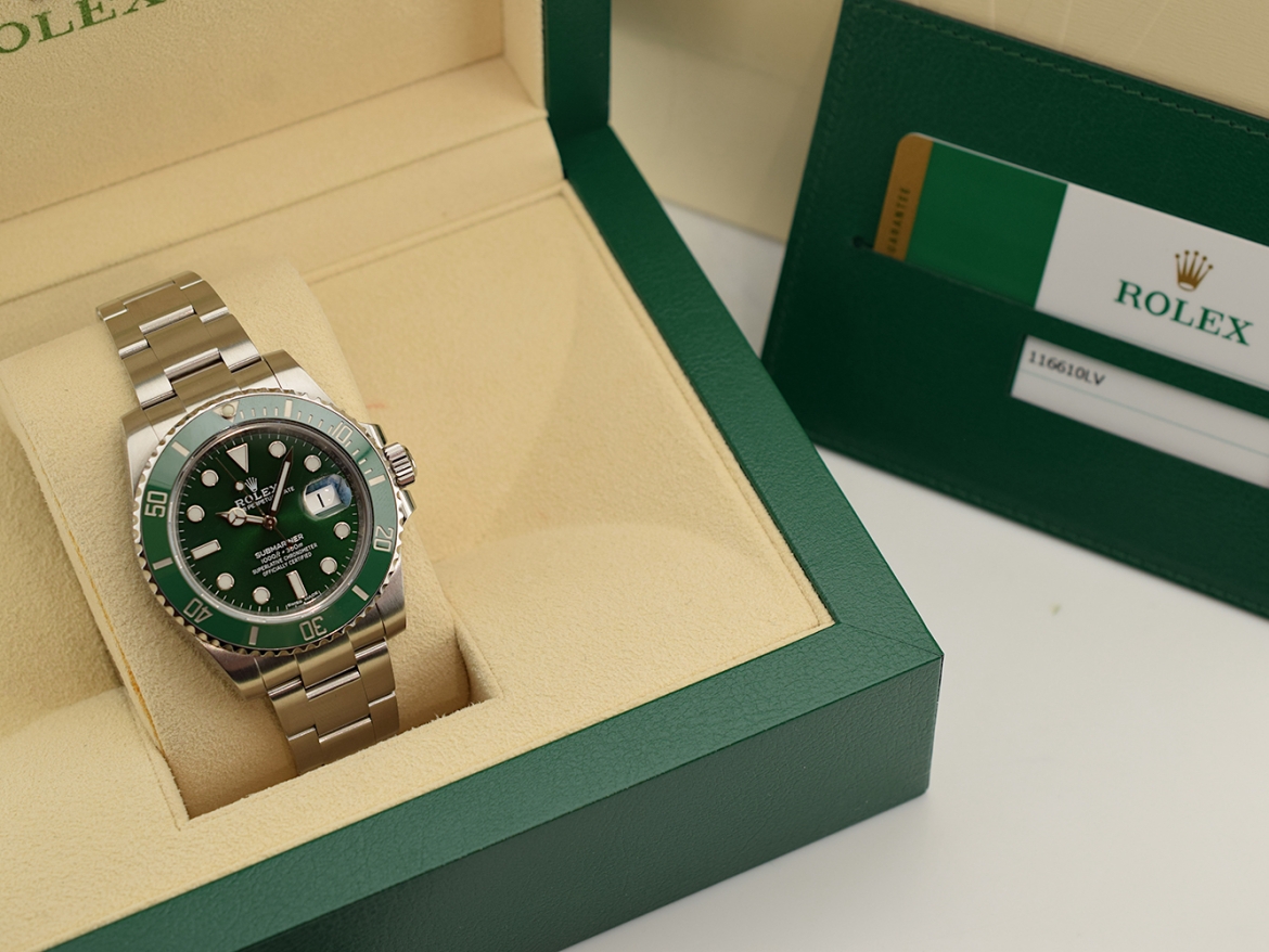 116610LV -  Like New Full Set 2019