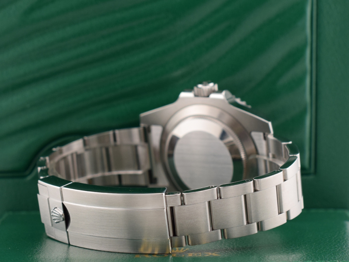 114060 Like new 2016 Full Set. ITA