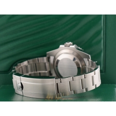 114060 Like new 2016 Full Set. ITA