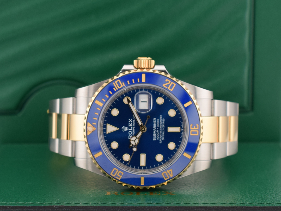 126613LB Like new 2021 - Full set