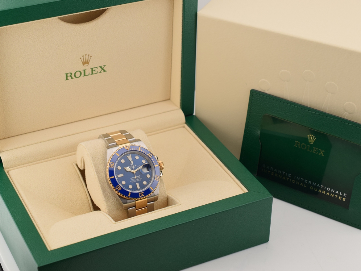 126613LB Like new 2021 - Full set