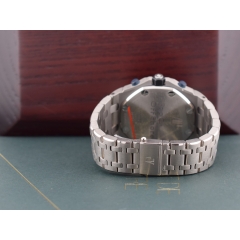 Chronograph Like new Extract