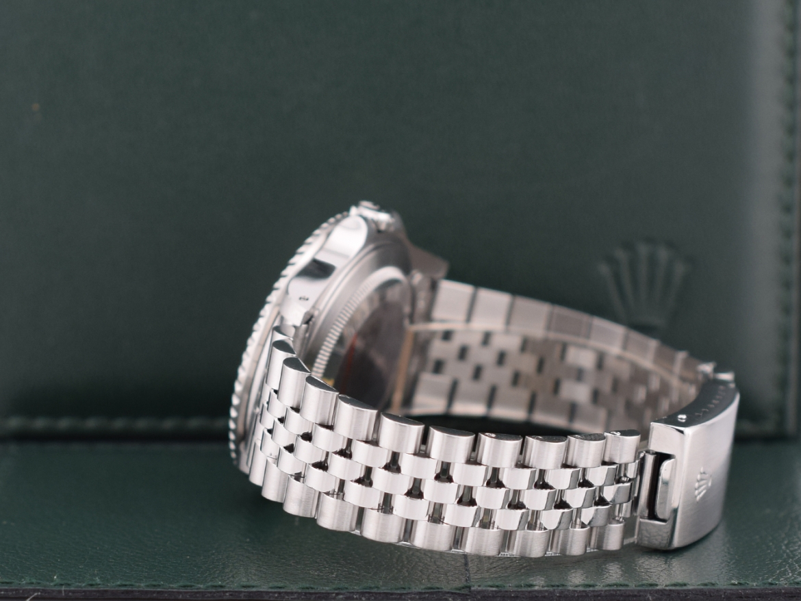 16710 Jubilee  full set