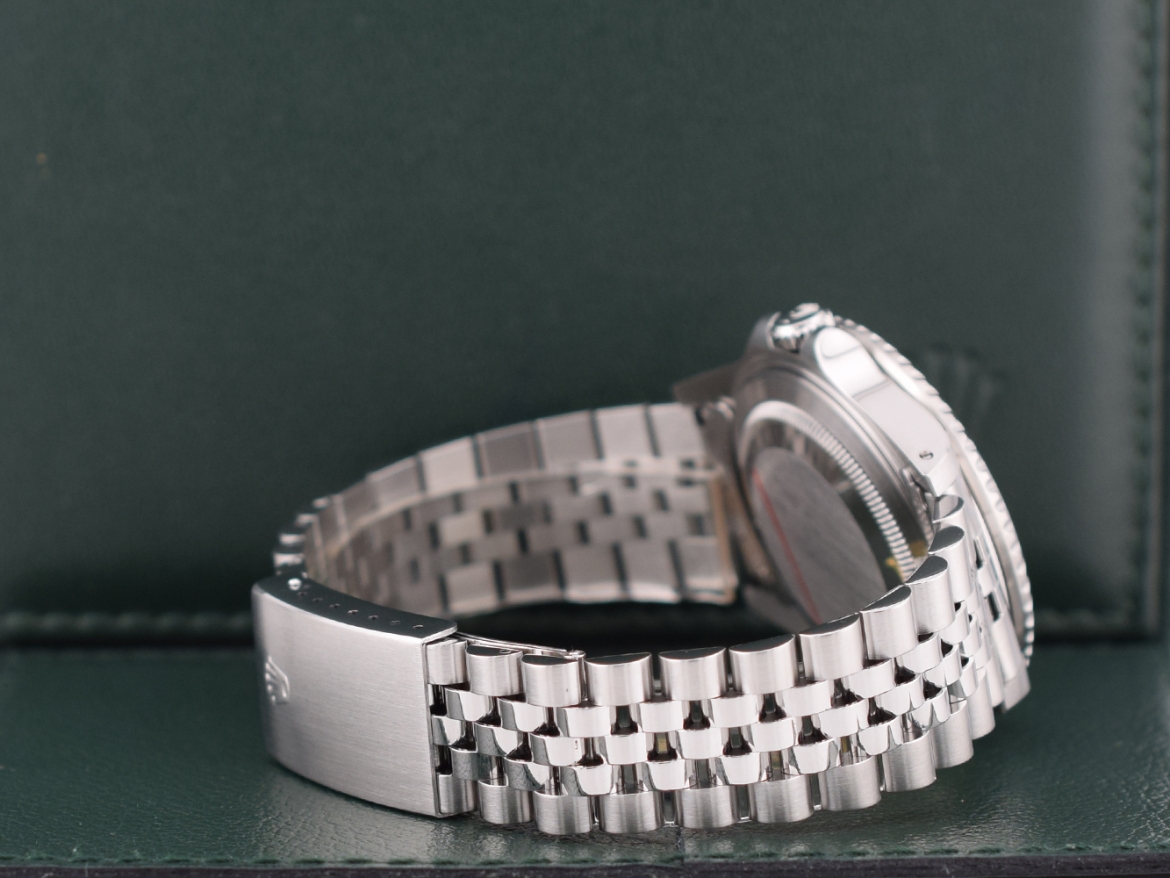 16710 Jubilee  full set