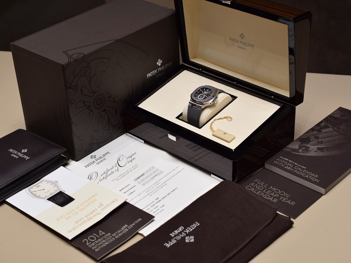 5726A-001 Like New 2014 - Full set