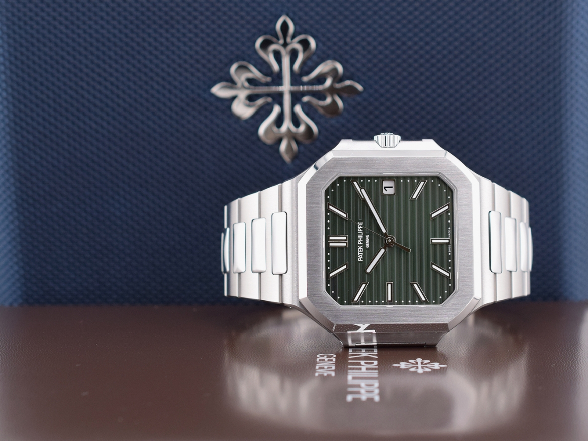 5821/1A Cubitus Green dial new 2025