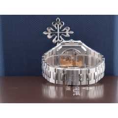 5821/1A Cubitus Green dial new 2025