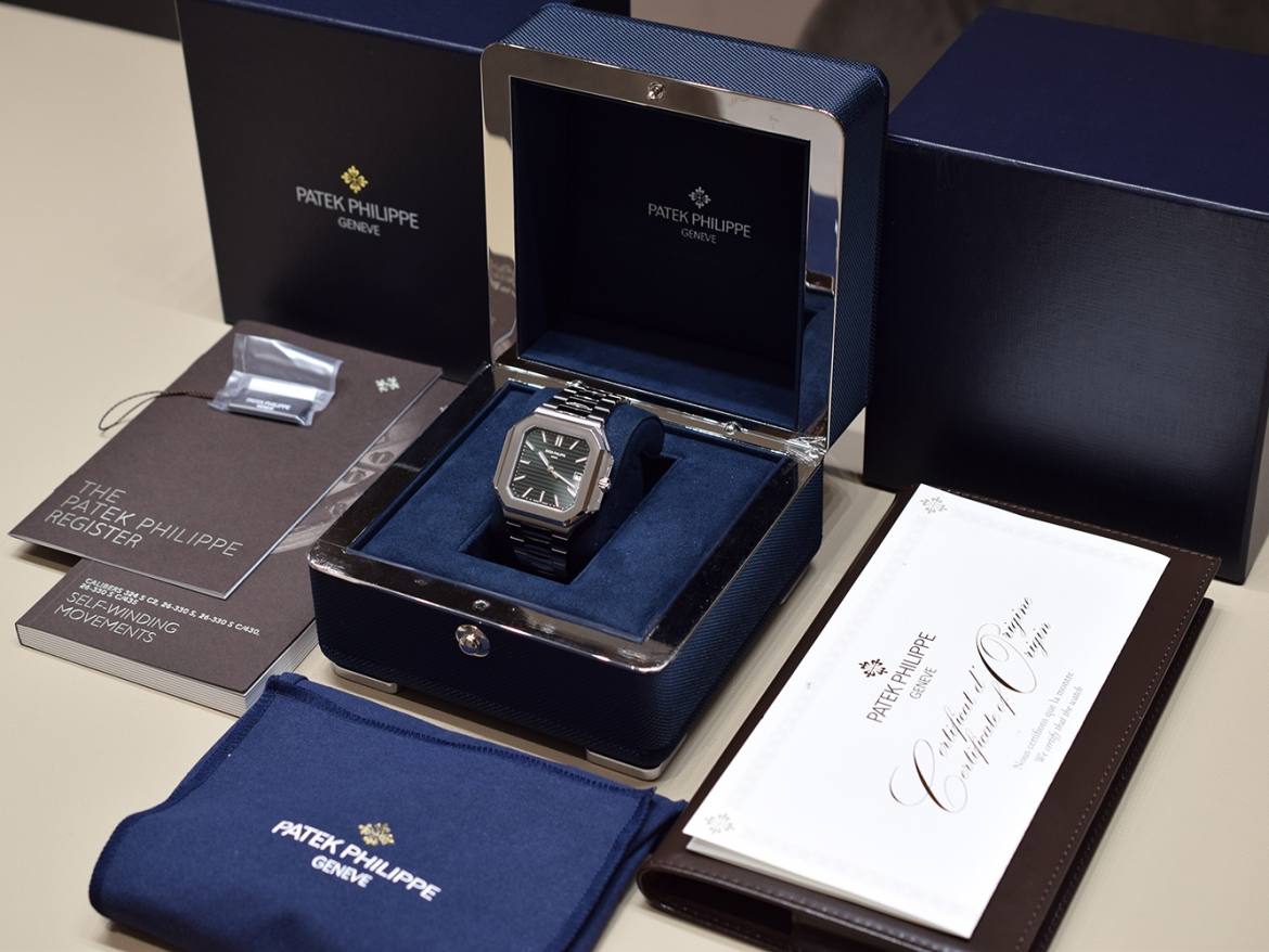 5821/1A Cubitus Green dial new 2025