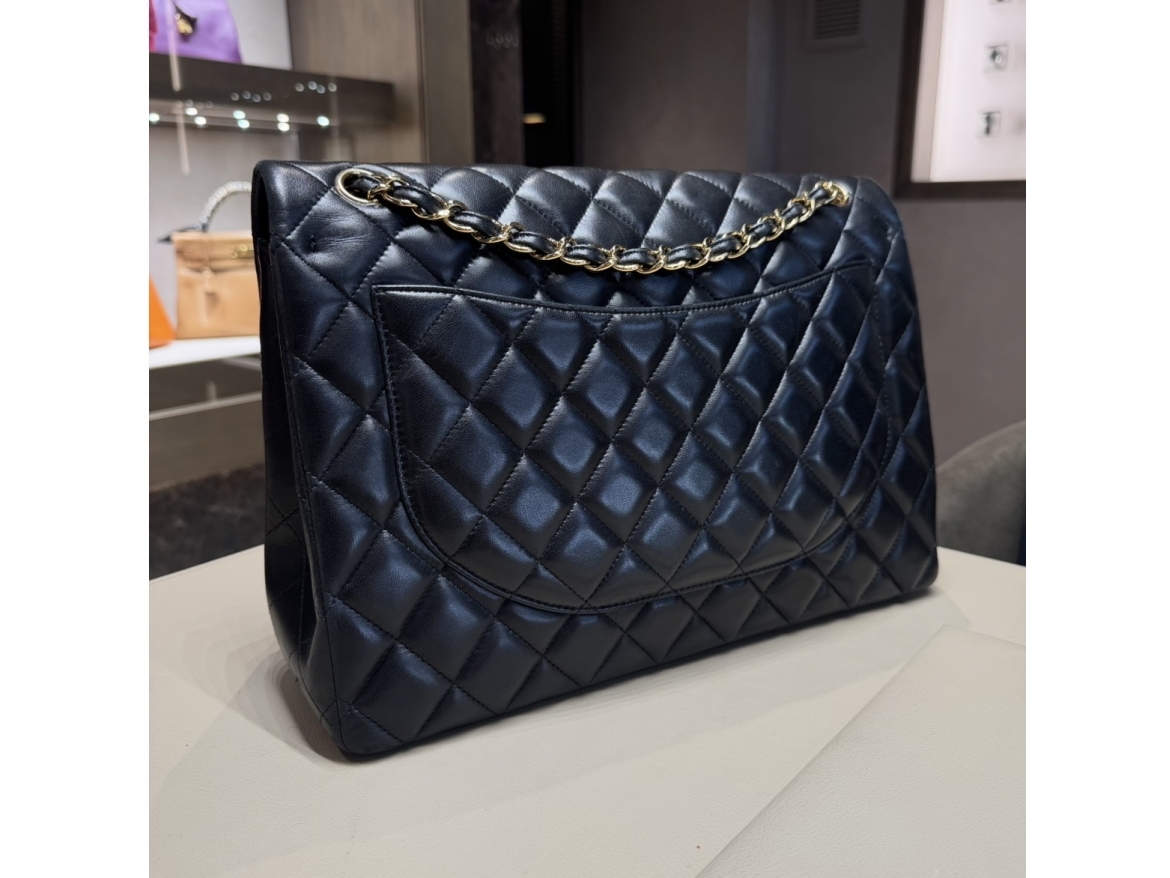 Chanel Maxi Jumbo Nero