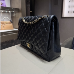 Chanel Maxi Jumbo Nero