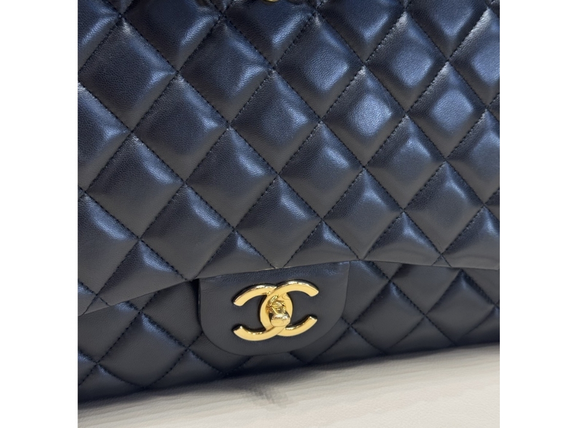 Chanel Maxi Jumbo Nero