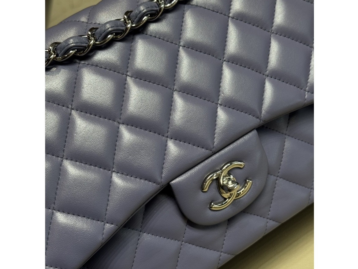 Chanel Jumbo Lilla
