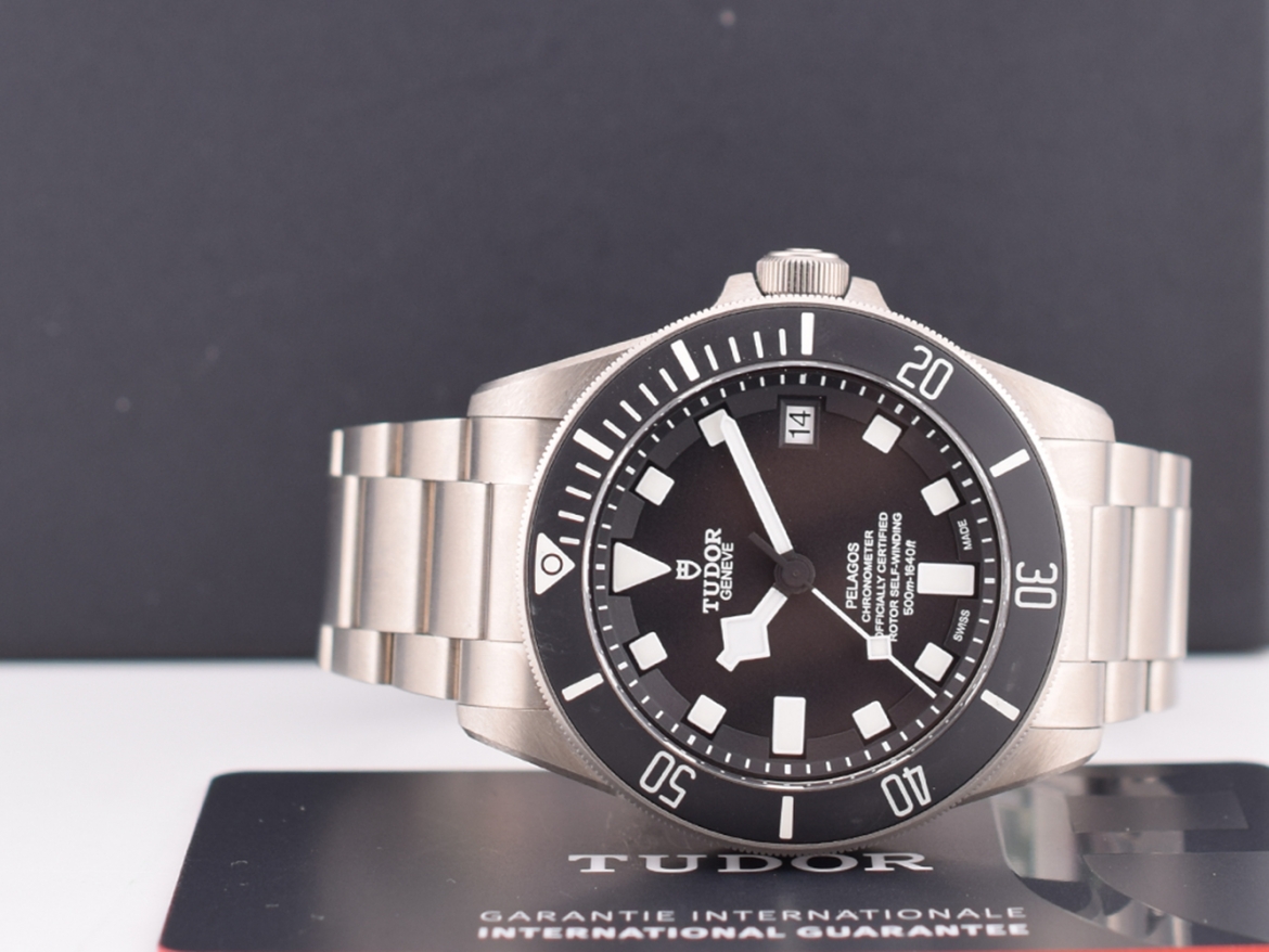 Pelagos 25600TN Titanium FULL SET. NEW