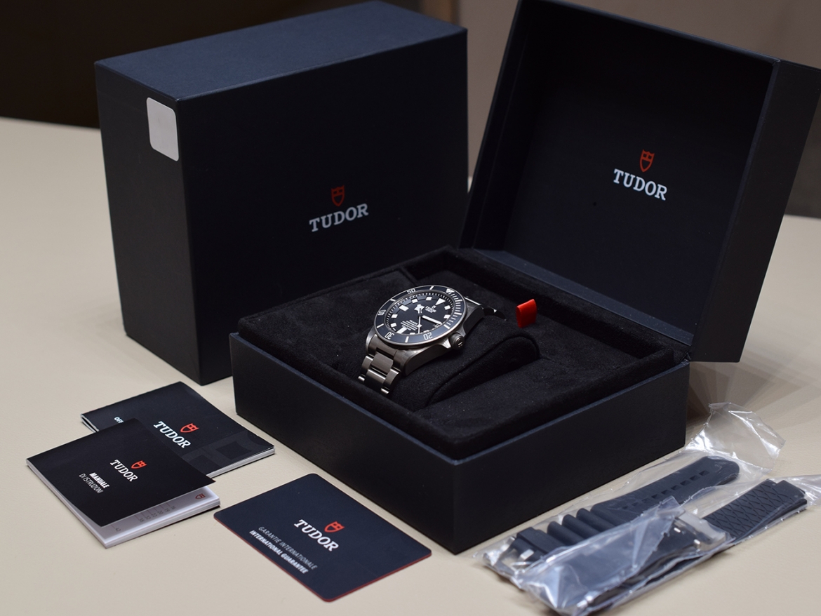 Pelagos 25600TN Titanium FULL SET. NEW