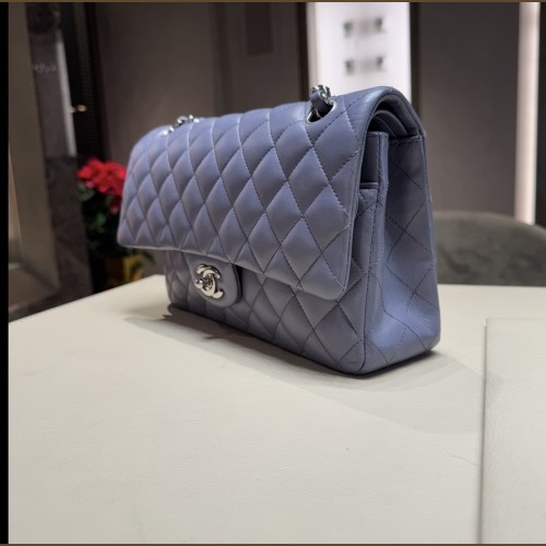 Chanel Timeless Media Glicine