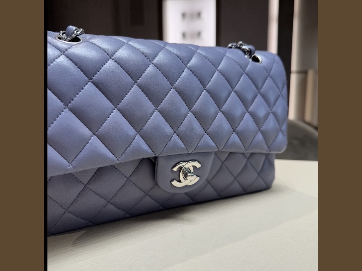 Chanel Timeless Media Glicine