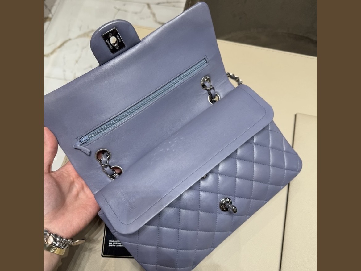 Chanel Timeless Media Glicine