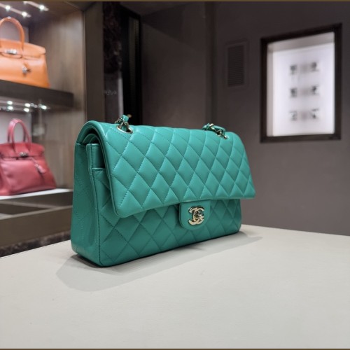 Chanel Timeless Media Verde