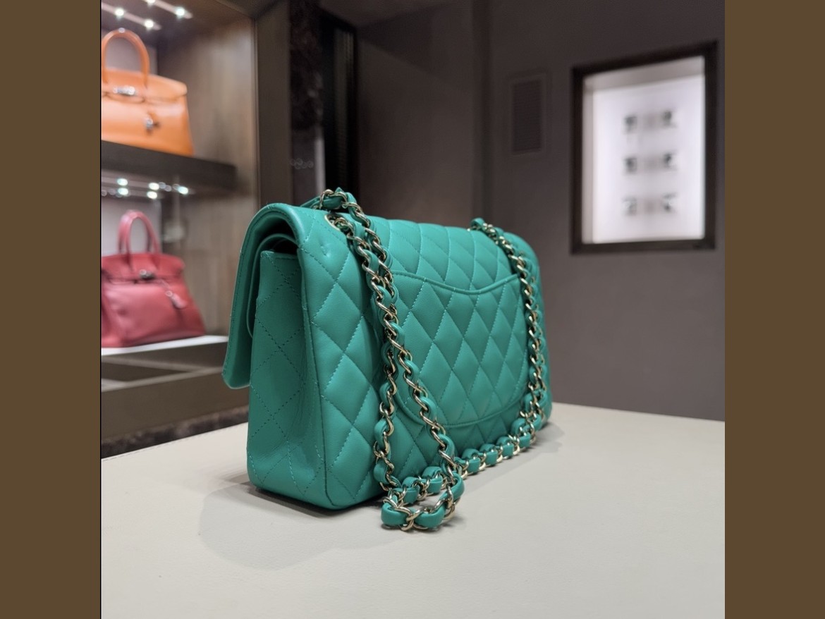 Chanel Timeless Media Verde