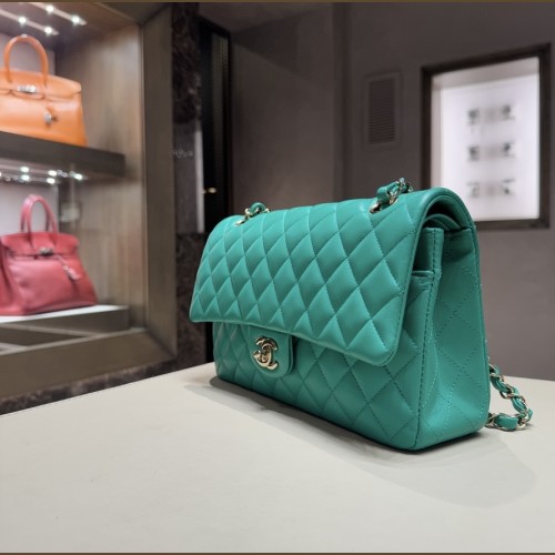 Chanel Timeless Media Verde