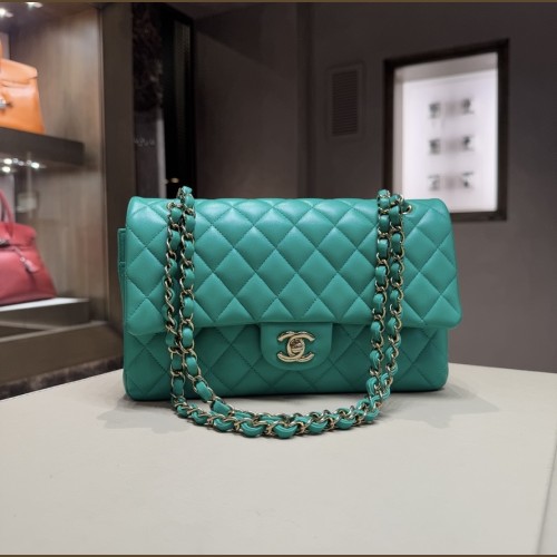 Chanel Timeless Media Verde