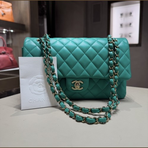 Chanel Timeless Media Verde