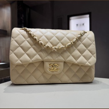 Chanel Jumbo Crema