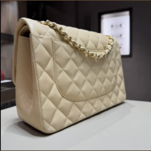 Chanel Jumbo Crema